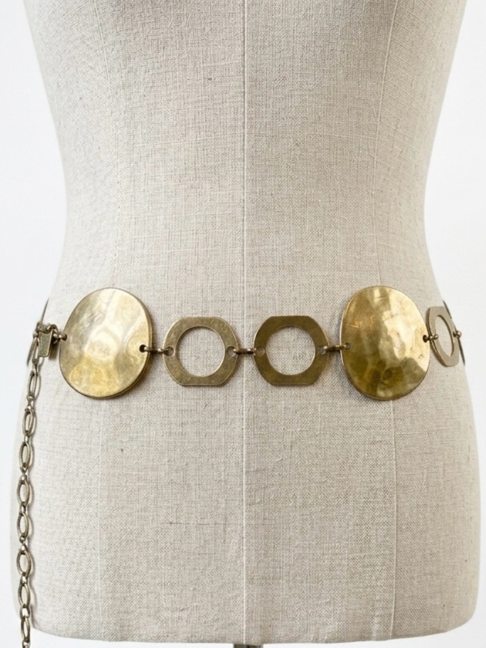 Chico’s Vintage Brushed Gold Medallion Chain Belt Boho Modernist Geometric